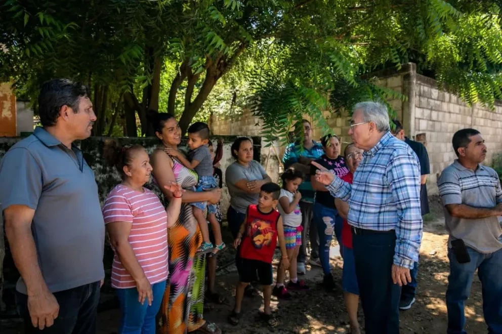 Rubén Rocha embellecerá Las Tapias y pavimentará calles en El Salado.