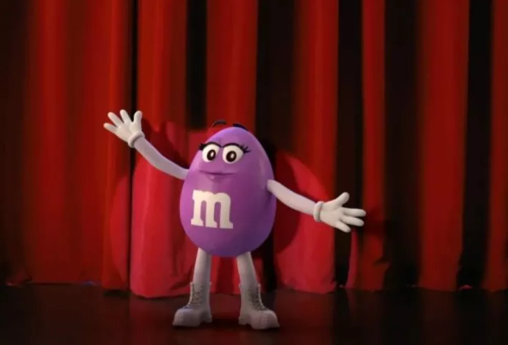M&Ms tiene un nuevo portavoz, Púrpura, que representa la aceptación y la inclusión.