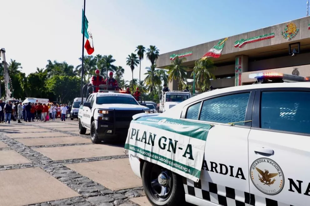 Dan banderazo de salida a Operativo de Protección Civil por Huracán Orlene