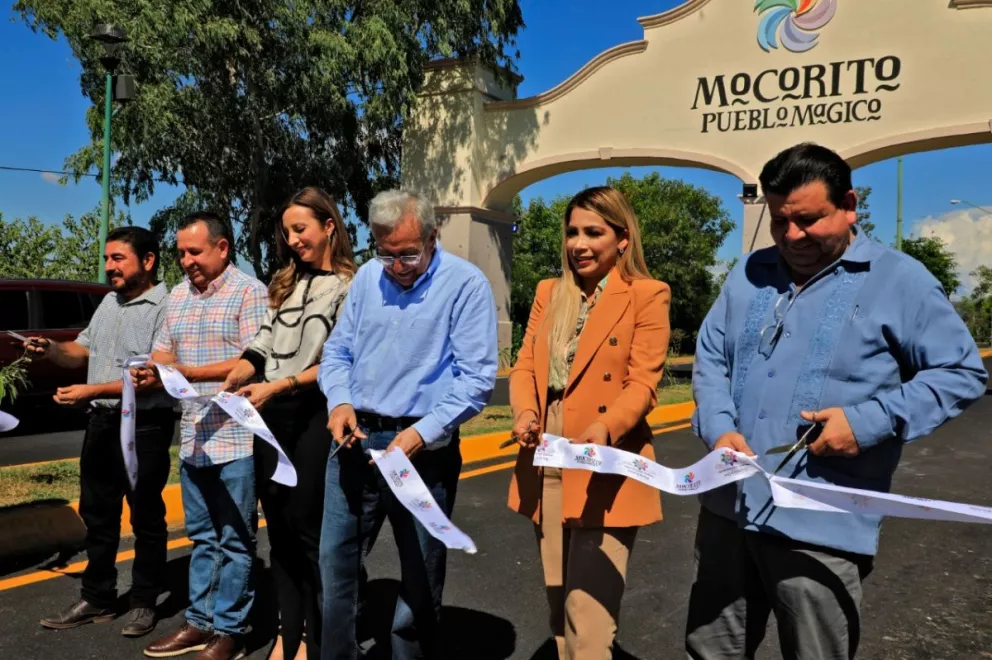 Rubén Rocha se va de Badiraguato y llega a Mocorito para inaugurar el nuevo acceso al Pueblo Mágico 