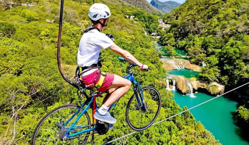 Conoce la tirolesa en bicicleta más larga del mundo, en México