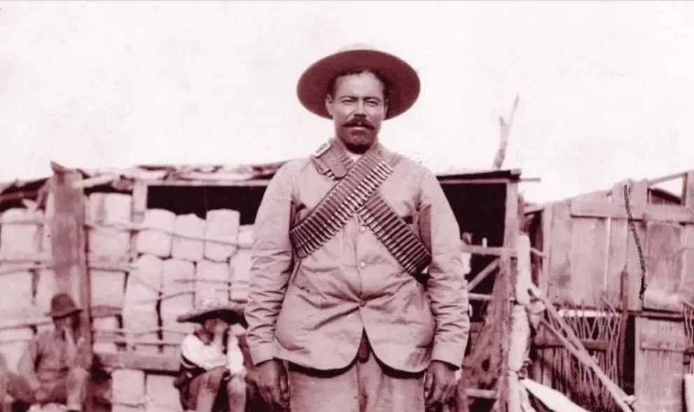 José Doroteo Arango Arámbula, ?? conocido por su seudónimo Francisco Villa o Pancho Villa.