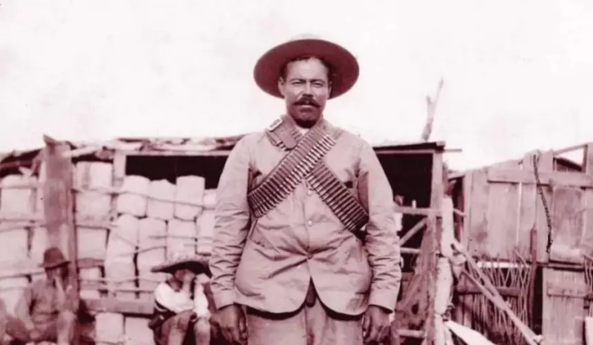 José Doroteo Arango Arámbula, ?? conocido por su seudónimo Francisco Villa o Pancho Villa.