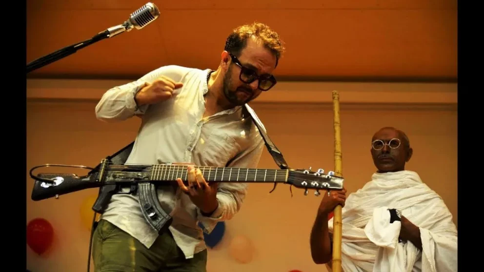 ¿De qué está hecha la escopetarra del cantante César López? Conoce su historia y finalidad