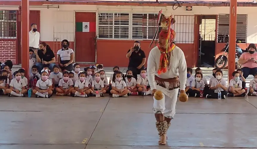 En la Primaria Natalio Landeros Ramos motivan a los niños a conocer de sus raíces