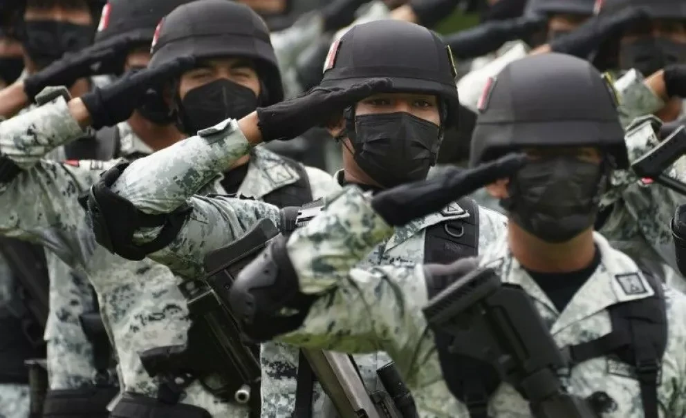 Reforma para consolidar Guardia Nacional pasa a congresos locales