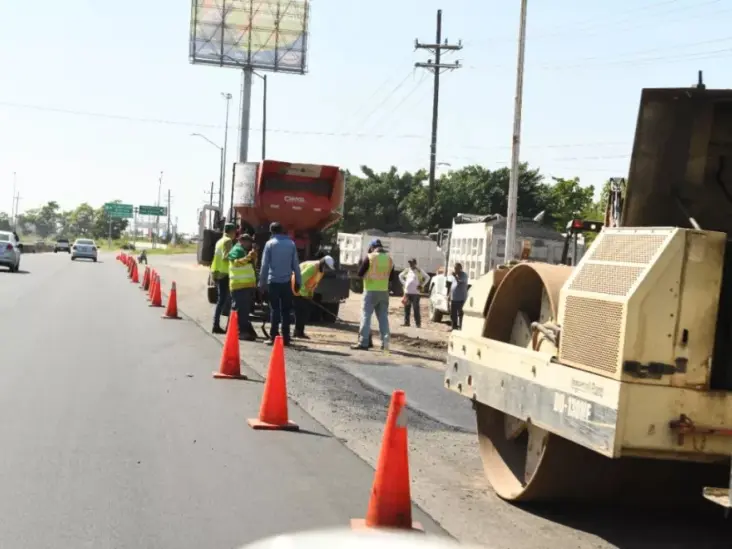 Sigue el bacheo y reencarpetado de vialidades en Culiacán