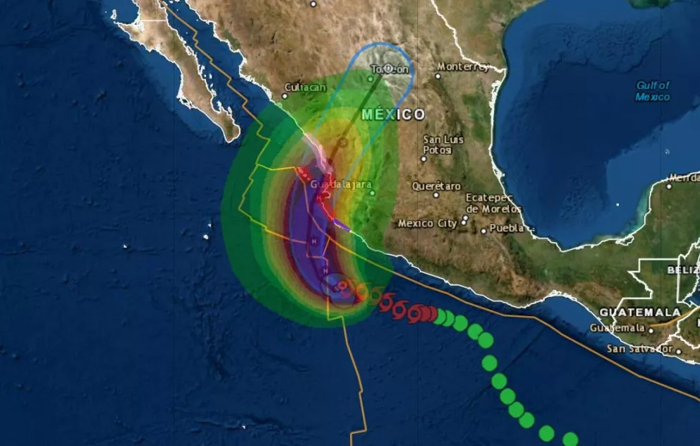 Roslyn impactaría como huracán en Nayarit y Jalisco.
