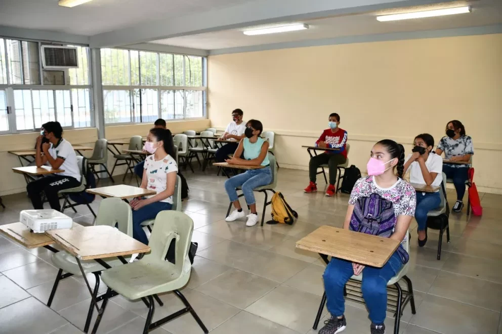 SEP: Sin clases este viernes 28 de octubre en educación básica y más puentes en noviembre