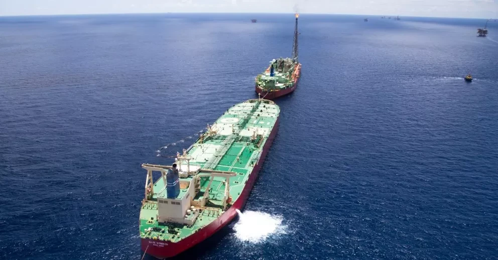 Exporta Pemex por primera vez cargamento de crudo producido por empresa privada