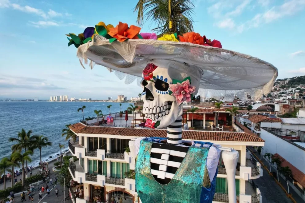 La Catrina más grande del mundo se encuentra en Puerto Vallarta al romper récord Guinnes