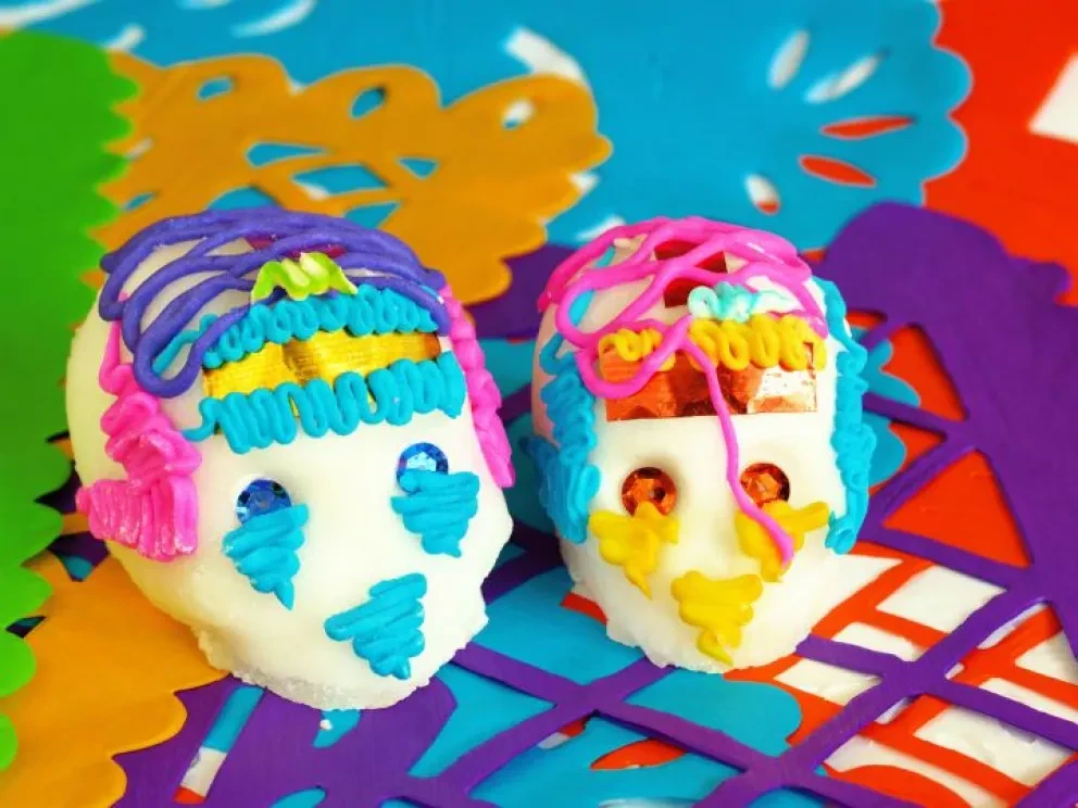 Calaveritas de azúcar para festejar a los muertos