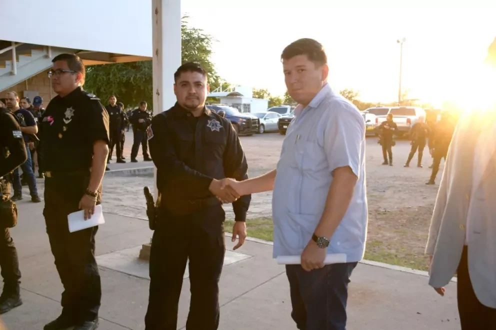 Él es Ernesto Báez, el nuevo Director de la Policía Municipal Unidad Preventiva en Culiacán, Sinaloa.