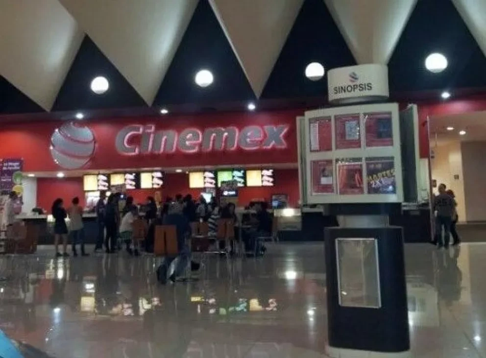 Vamos a ver Devotion a Cinemex y apoyemos a Encauza