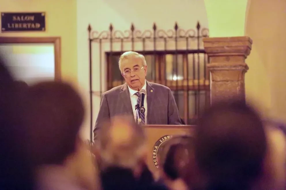 Rubén Rocha Moya dice que está cumpliendo en dar buena seguridad al pueblo sinaloense.
