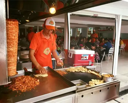 ¿Cuánto cuesta comer en la taquería del Canelo?