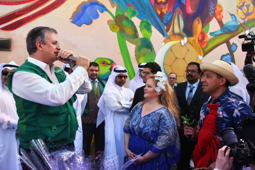 Marcelo Ebrard atestigua llegada de aguacate mexicano a Qatar