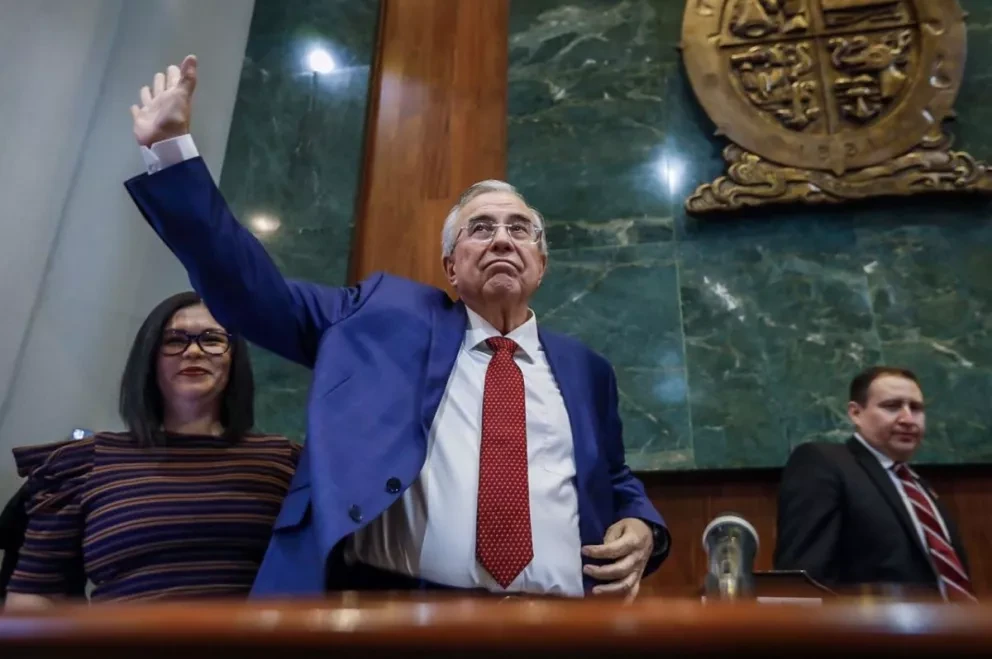 Rubén Rocha sostiene con diputados reunión de trabajo con motivo de su Primer Informe de Gobierno