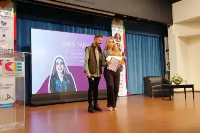 Jiapsi Yañez relata su historia de vida con su conferencia Soy el resultado de varios intentos