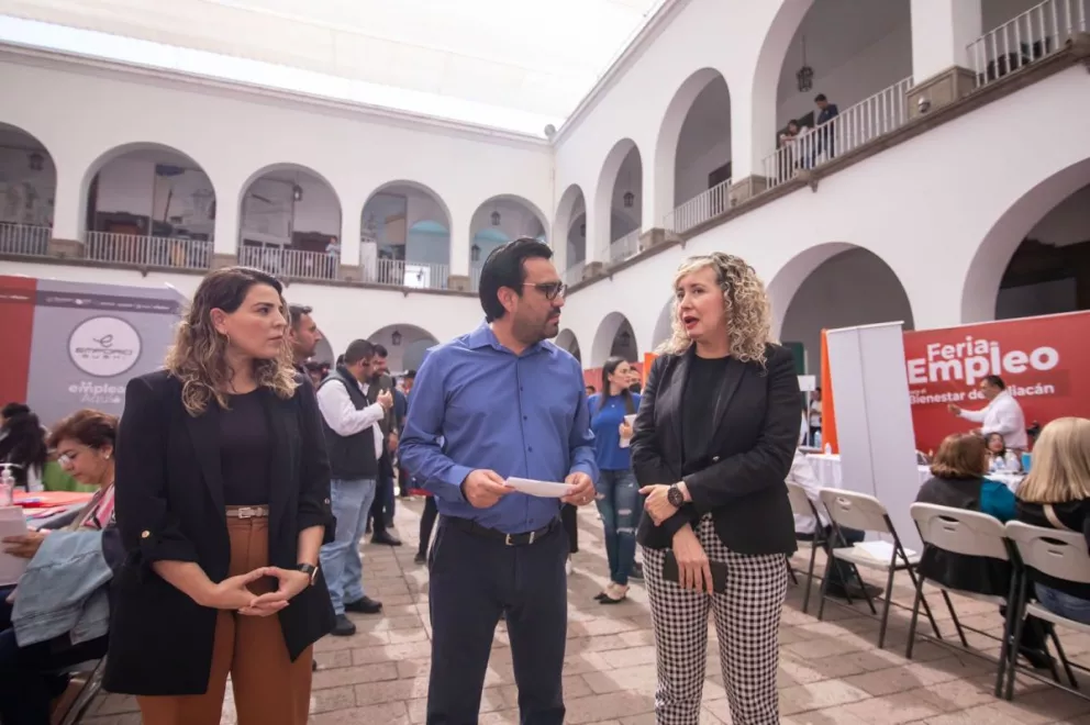 Juan de Dios Gámez inaugura Feria del Empleo para el Bienestar de Culiacán