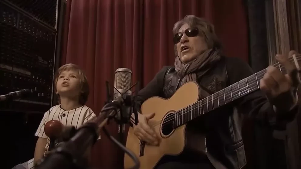 Qué fue del niño que canta Feliz Navidad junto a José Feliciano