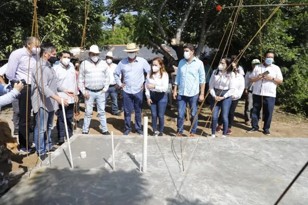 Ahora iniciaron 50 acciones de vivienda en Cosalá