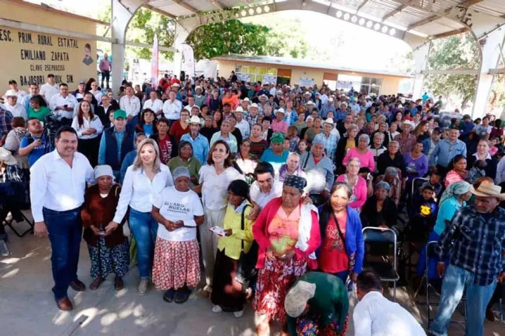 Entregan apoyos invernales a familias vulnerables en Choix
