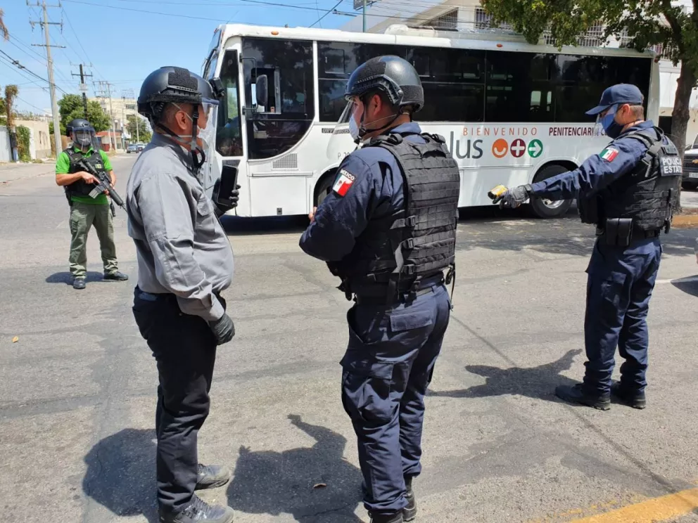 Instala policía 20 filtros sanitarios en Culiacán para evitar idas al centro