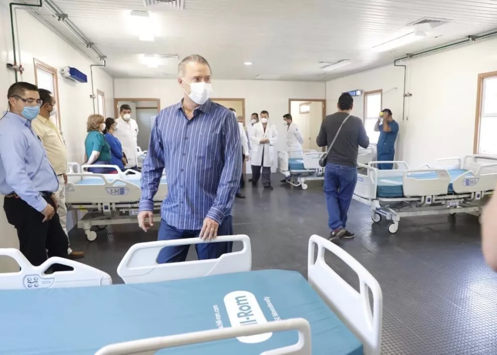 Quirino entrega nuevo Centro Hospitalario COVID en Los Mochis