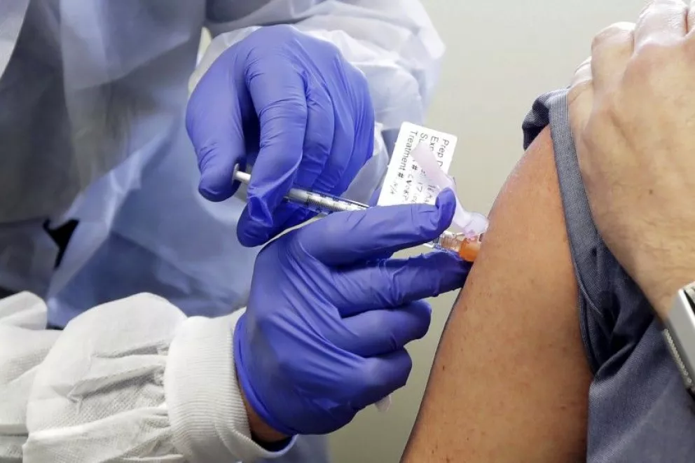 Vacunación en mayores de 50 años promete mayor esperanza de vida