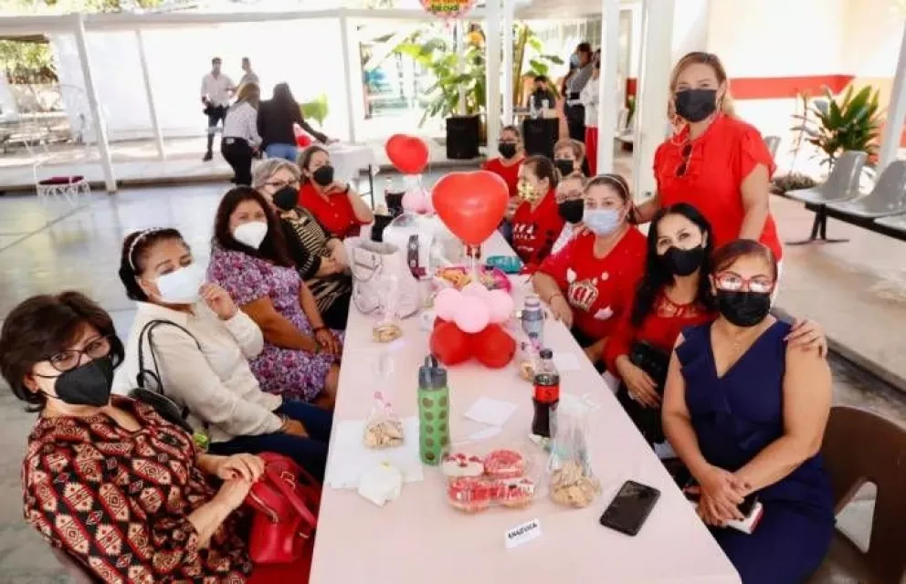 Así celebraron adultos mayores de Villa Juárez San Valentín