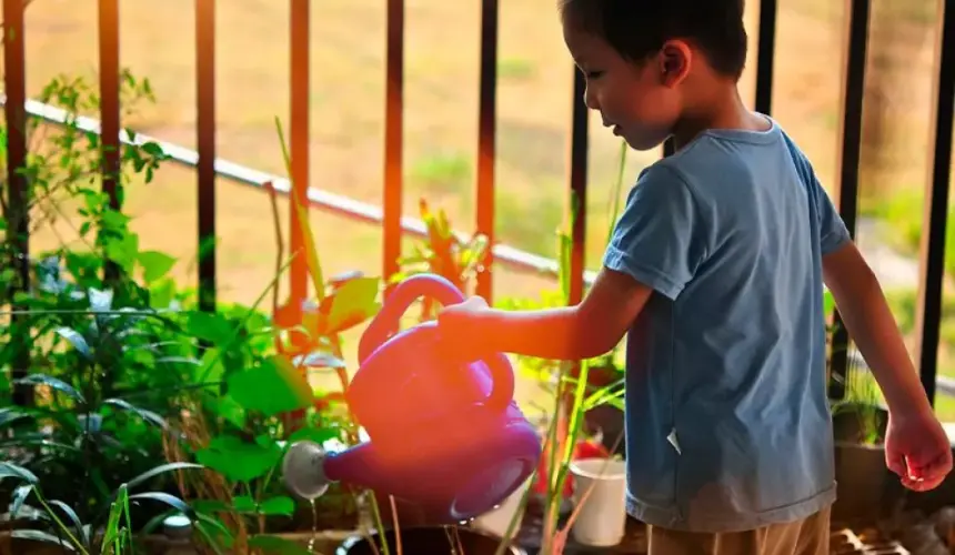 ¿Cómo enseñar a tu hijo a cuidar el agua?