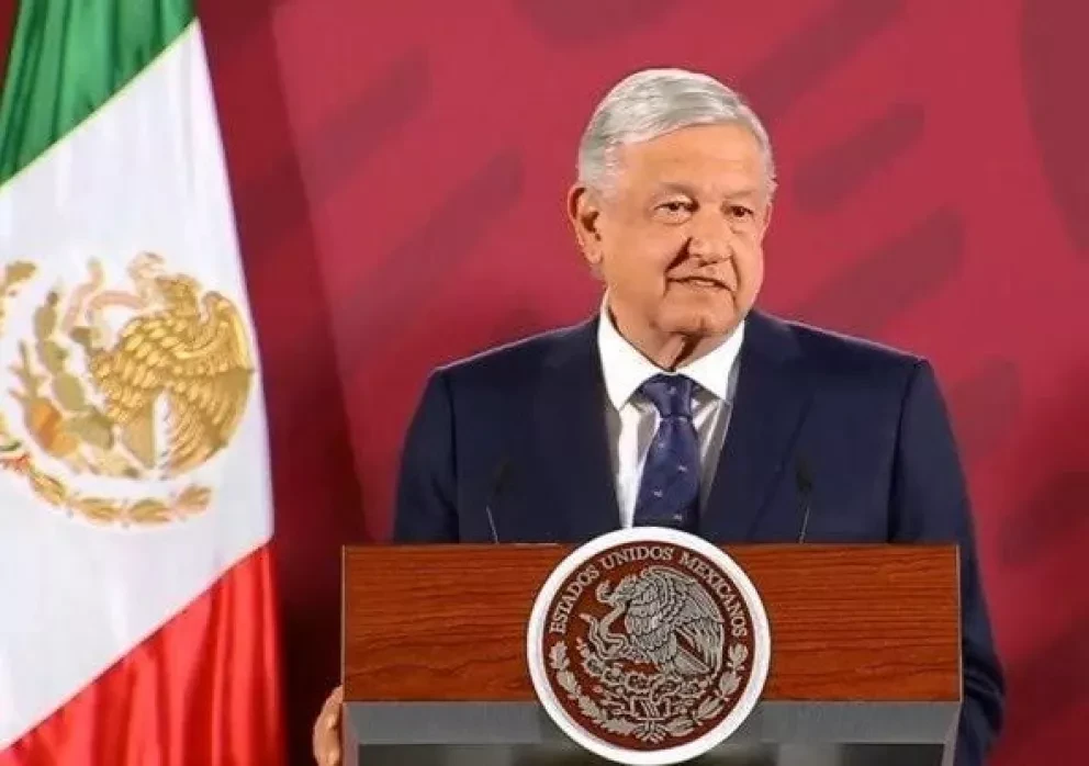 Decretará AMLO permiso con goce de sueldo a adultos mayores y personas vulnerables
