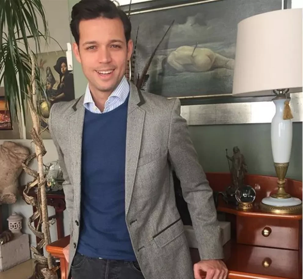 Andrés Romo, diseñador sinaloense exitoso en Milán