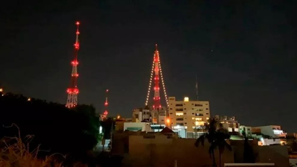 Encienden antena y comienza temporada navideña en Culiacán
