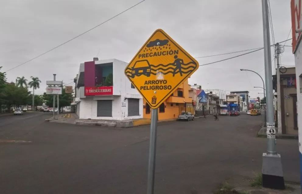 ¡ALERTA! 17 cruceros peligrosos por donde pasan arroyos en Culiacán