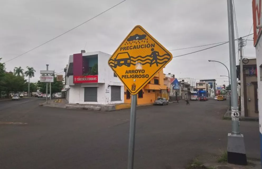 ¡ALERTA! 17 cruceros peligrosos por donde pasan arroyos en Culiacán