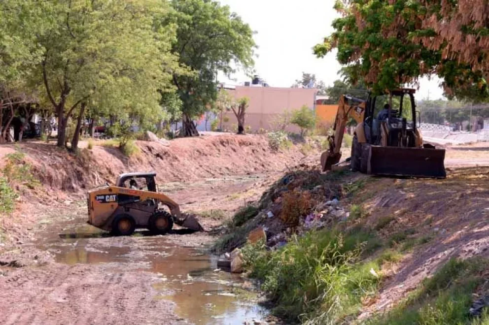 Ya vienen las lluvias. Aguas con la basura, limpian 75 arroyos