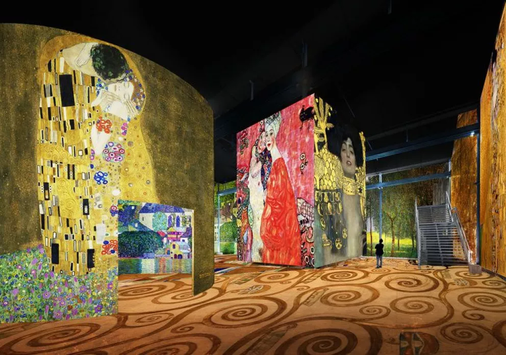 Atelier des Lumières primer museo de arte digital en París