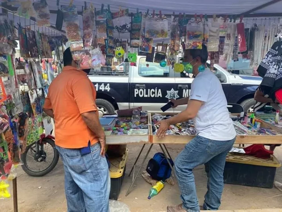 Autoridades buscarán acuerdos con comerciantes del tianguis de Villa Juárez