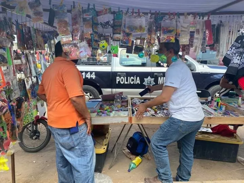 Autoridades buscarán acuerdos con comerciantes del tianguis de Villa Juárez