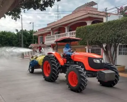 Avanzan los trabajos de sanitización de colonias en Villa Juárez