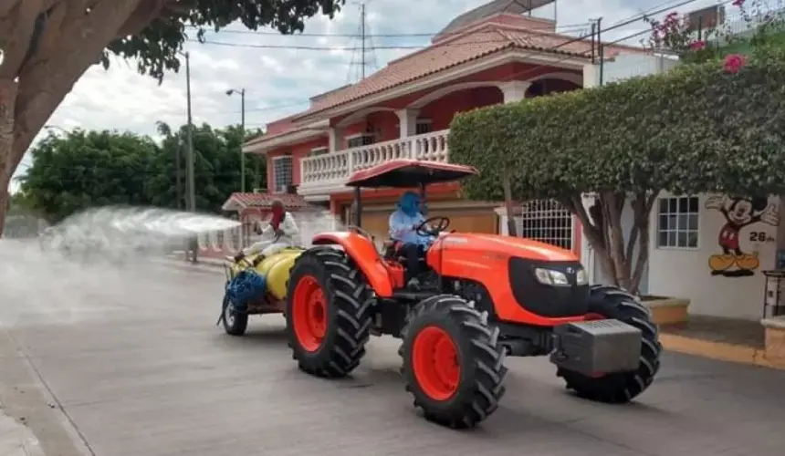 Avanzan los trabajos de sanitización de colonias en Villa Juárez