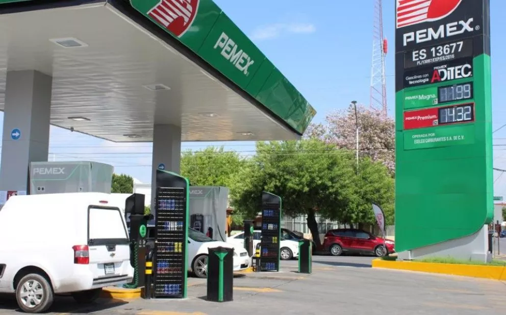 Importaciones baratas logran que baje el precio de la gasolina