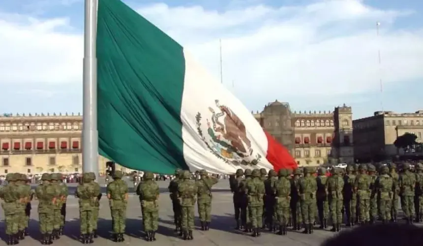 El verdadero significado del escudo y los colores de la bandera de México