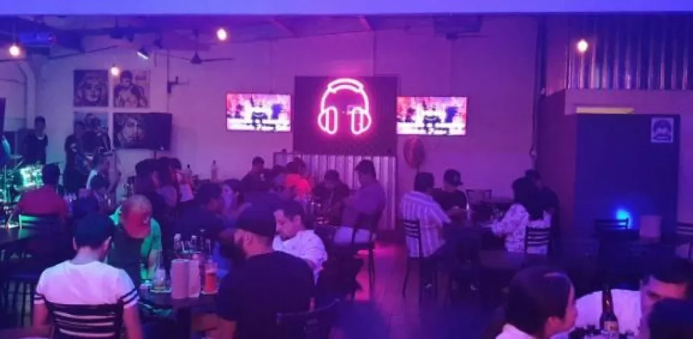 Hasta las 11 PM estarán abiertos bares y cantinas en Culiacán