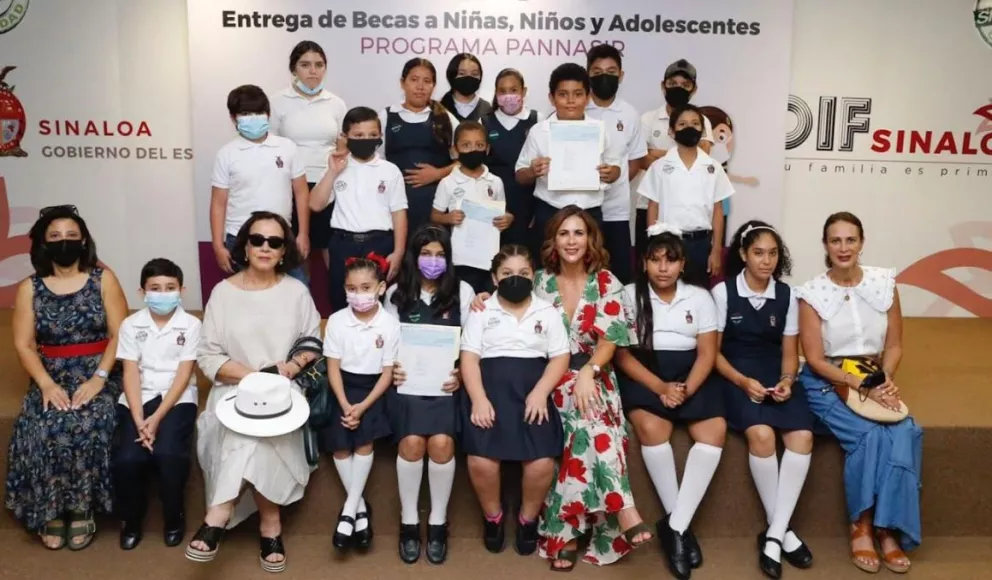 419 menores de edad en Sinaloa reciben beca PANNASIR
