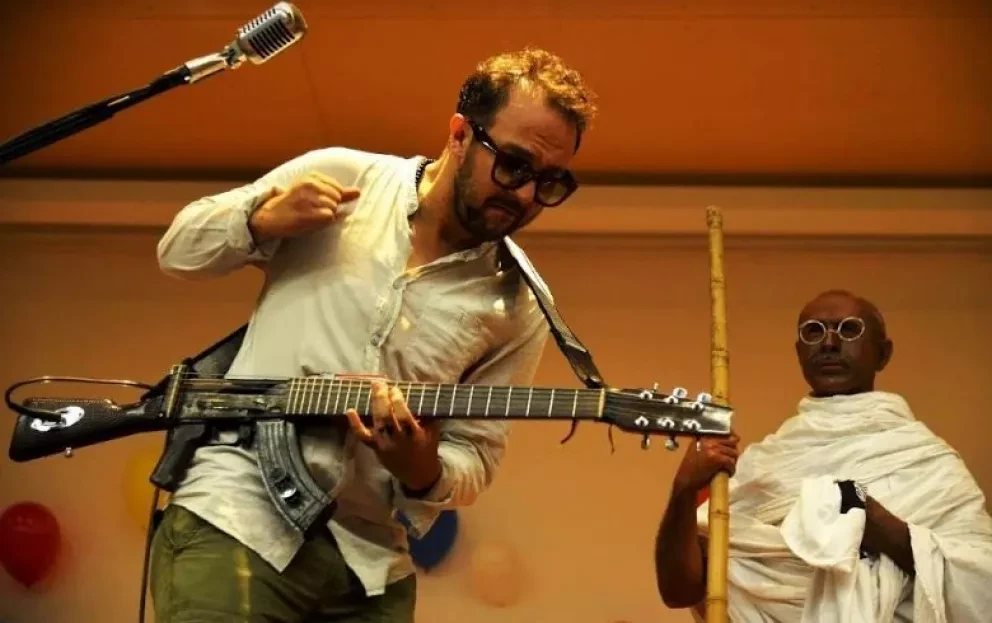 Necesitamos un César López con su música que cambia a la gente