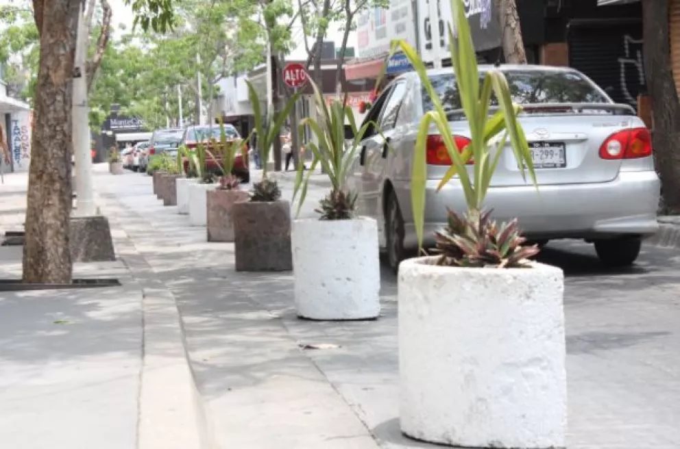 Reabren a automóviles calles peatonales de Culiacán con espacios compartidos