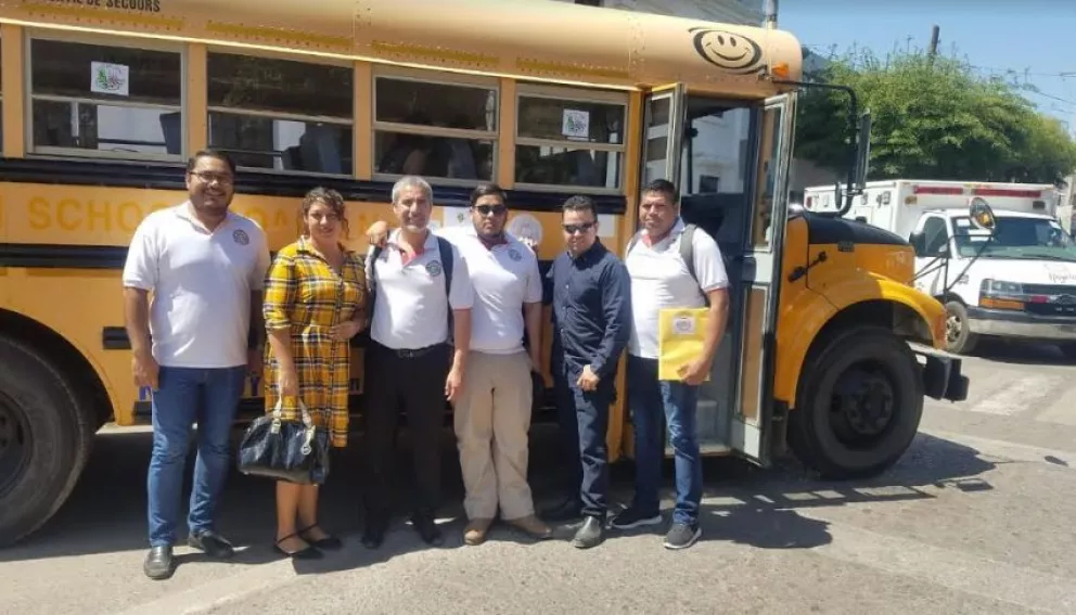 Transporte donado por Rotarios beneficiará a estudiantes de Villa Juárez